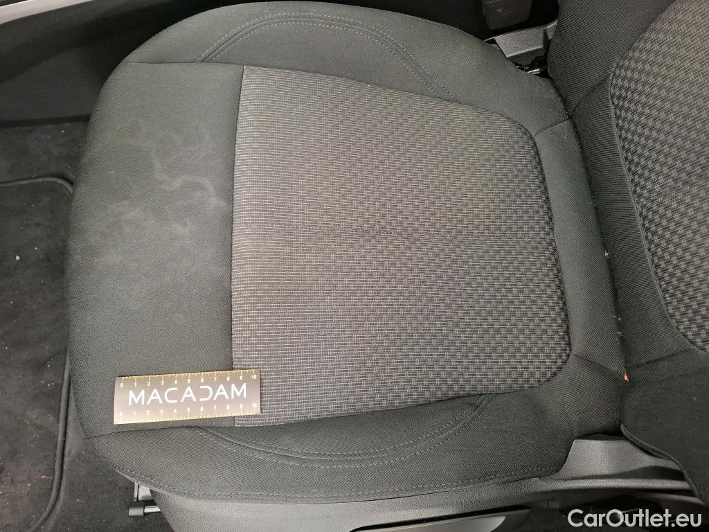  Bmw  Serie 1 BMW Série 1 / 2019 / 5P / Berline 116i DKG7 Business Design #7