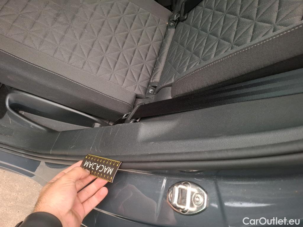  Volkswagen  Tiguan VOLKSWAGEN  / 2020 / 5P / SUV 2.0 TDI 150 DSG7 Life Business #18