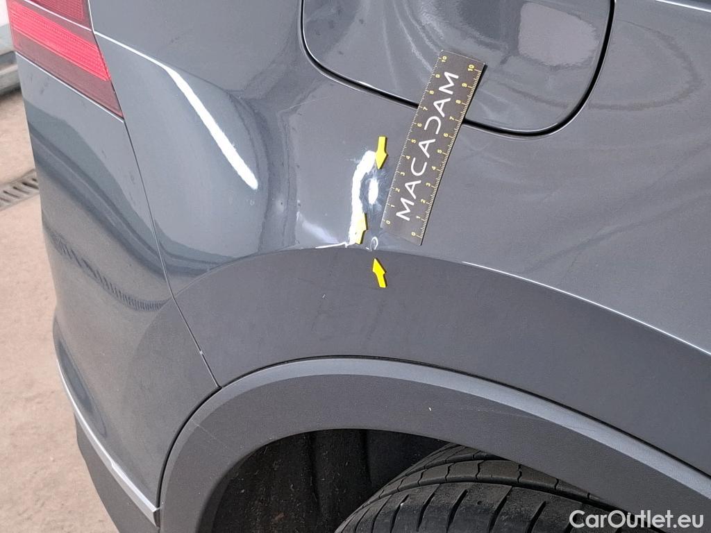  Volkswagen  Tiguan VOLKSWAGEN  / 2020 / 5P / SUV 2.0 TDI 150 DSG7 Life Business #23