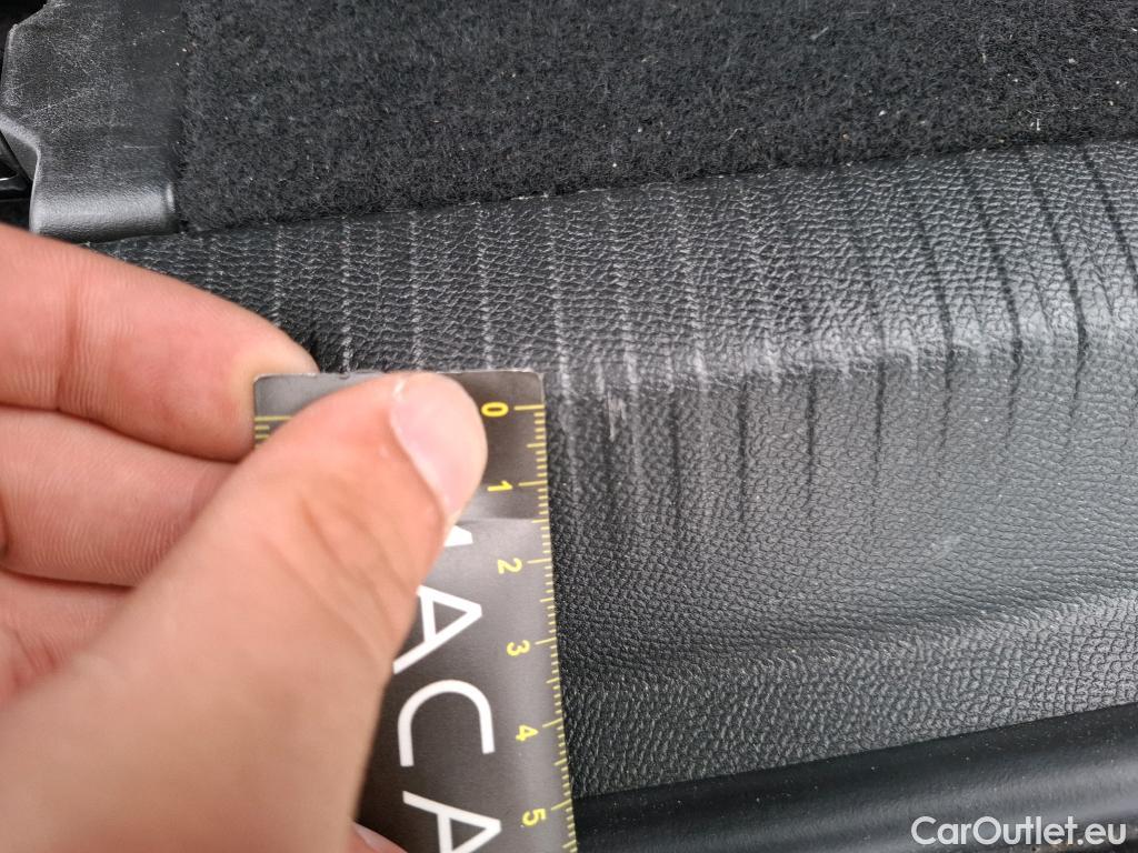  Peugeot  2008  Allure Business 1.5 HDi 110CV BVM6 E6d #25