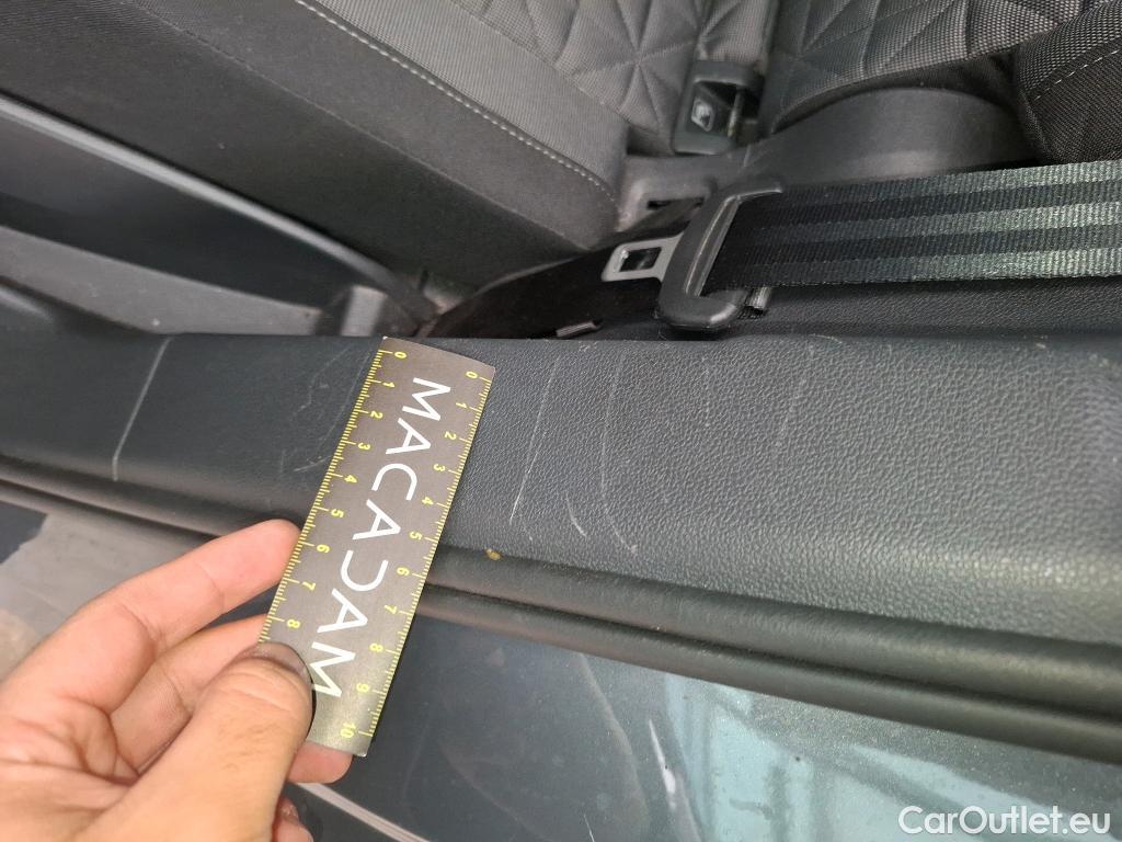  Volkswagen  Tiguan VOLKSWAGEN  / 2020 / 5P / SUV 2.0 TDI 150 DSG7 Life Business #21