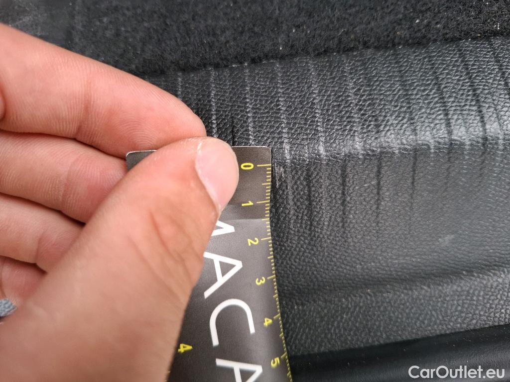  Peugeot  2008  Allure Business 1.5 HDi 110CV BVM6 E6d #28