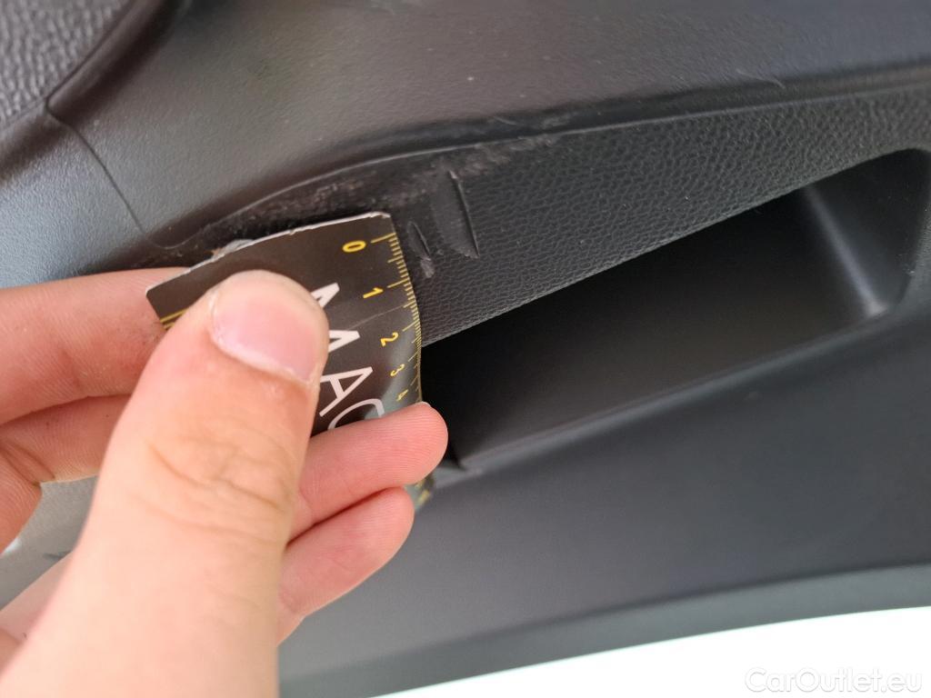  Peugeot  2008  Allure Business 1.5 HDi 110CV BVM6 E6d #2