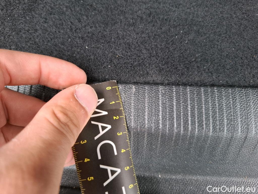  Peugeot  2008  Allure Business 1.5 HDi 110CV BVM6 E6d #30