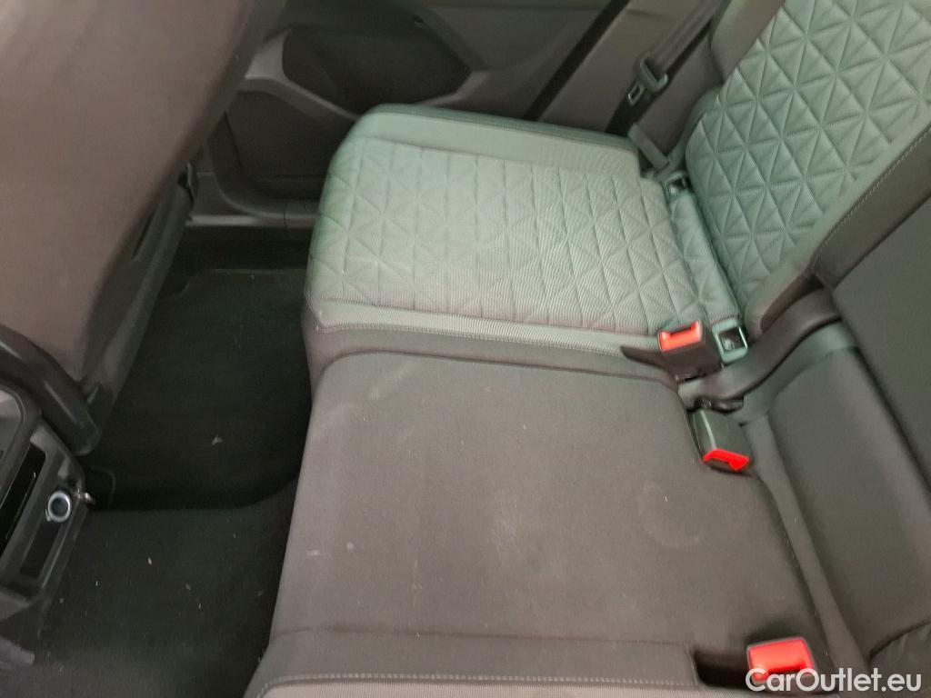  Volkswagen  Tiguan VOLKSWAGEN  / 2020 / 5P / SUV 2.0 TDI 150 DSG7 Life Business #35