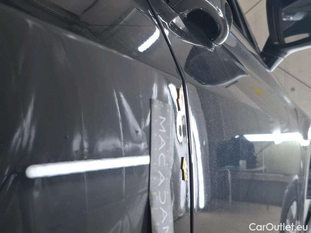  Volkswagen  Tiguan VOLKSWAGEN  / 2020 / 5P / SUV 2.0 TDI 150 BVM6 Life #15