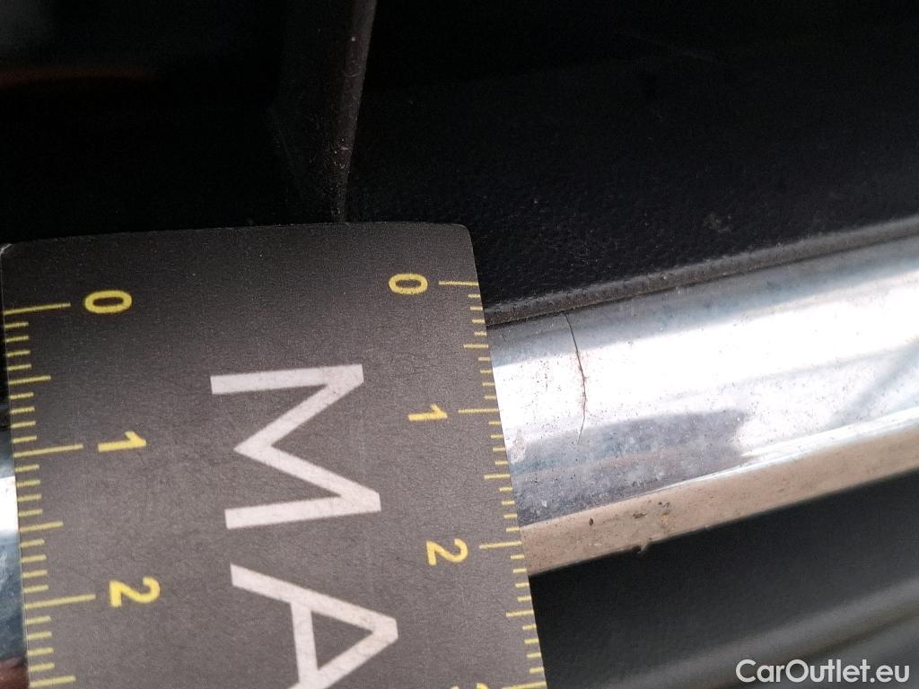  Volkswagen  Tiguan VOLKSWAGEN  / 2020 / 5P / SUV 2.0 TDI 150 DSG7 Life Business #10