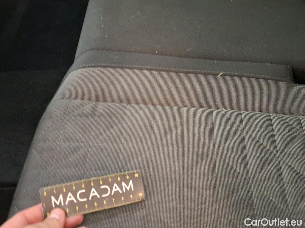  Volkswagen  Tiguan VOLKSWAGEN  / 2020 / 5P / SUV 2.0 TDI 150 BVM6 Life #21