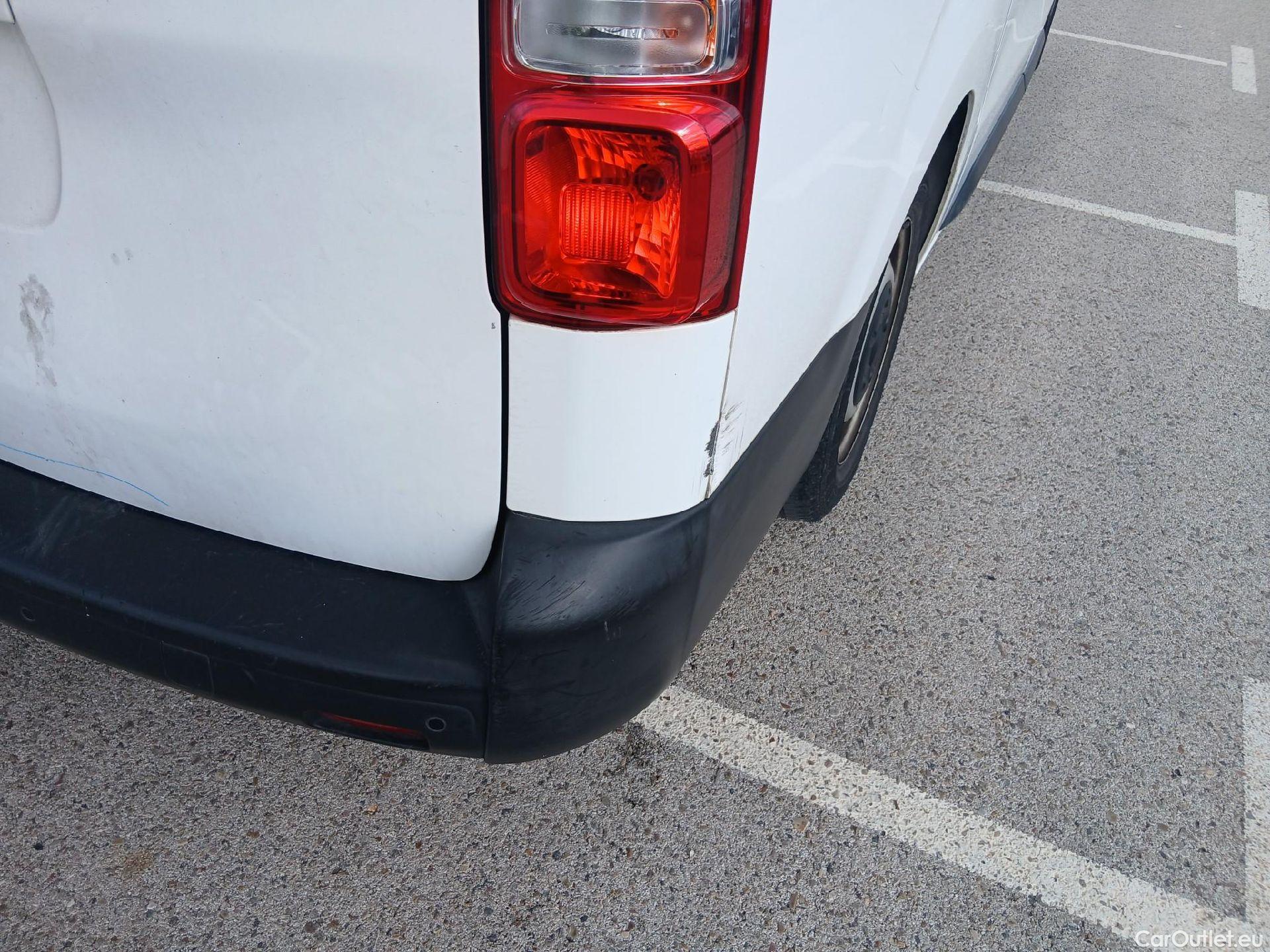  Citroen  Jumpy CITROEN  / 2016 / 4P / combi Combi Talla XL BlueHDi 120 S&S Confort #35