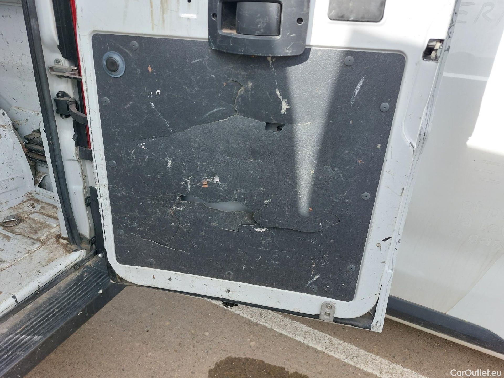  Fiat  Ducato FIAT  / 2014 / 4P / furgón 35 L3 H2 2.3 1 (103 kW) Euro 6d-temp #34