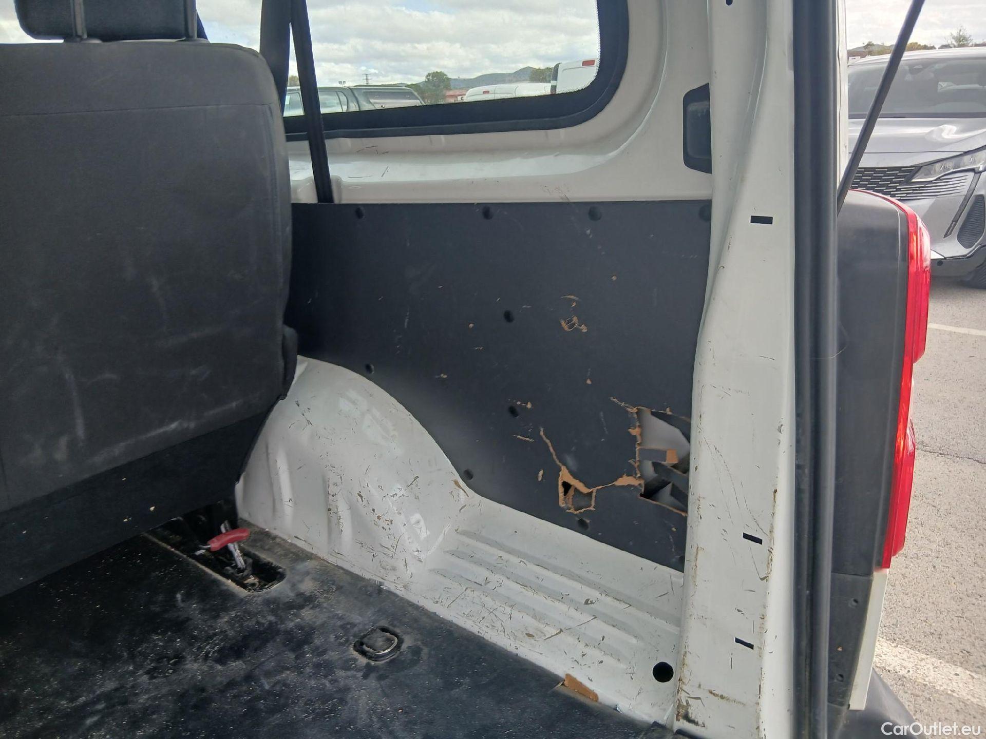  Citroen  Jumpy CITROEN  / 2016 / 4P / combi Combi Talla XL BlueHDi 120 S&S Confort #3