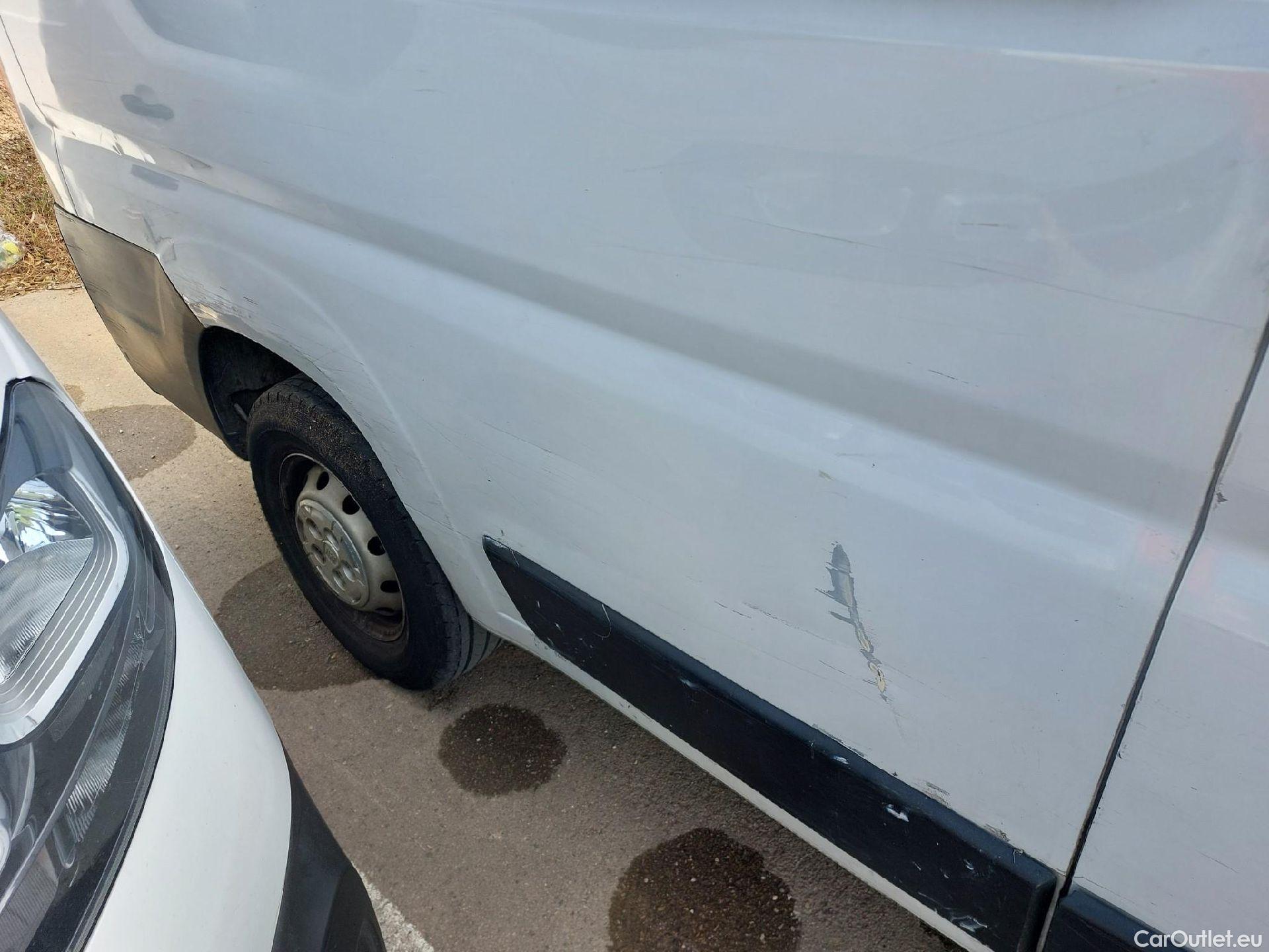  Fiat  Ducato FIAT  / 2014 / 4P / furgón 35 L3 H2 2.3 1 (103 kW) Euro 6d-temp #51