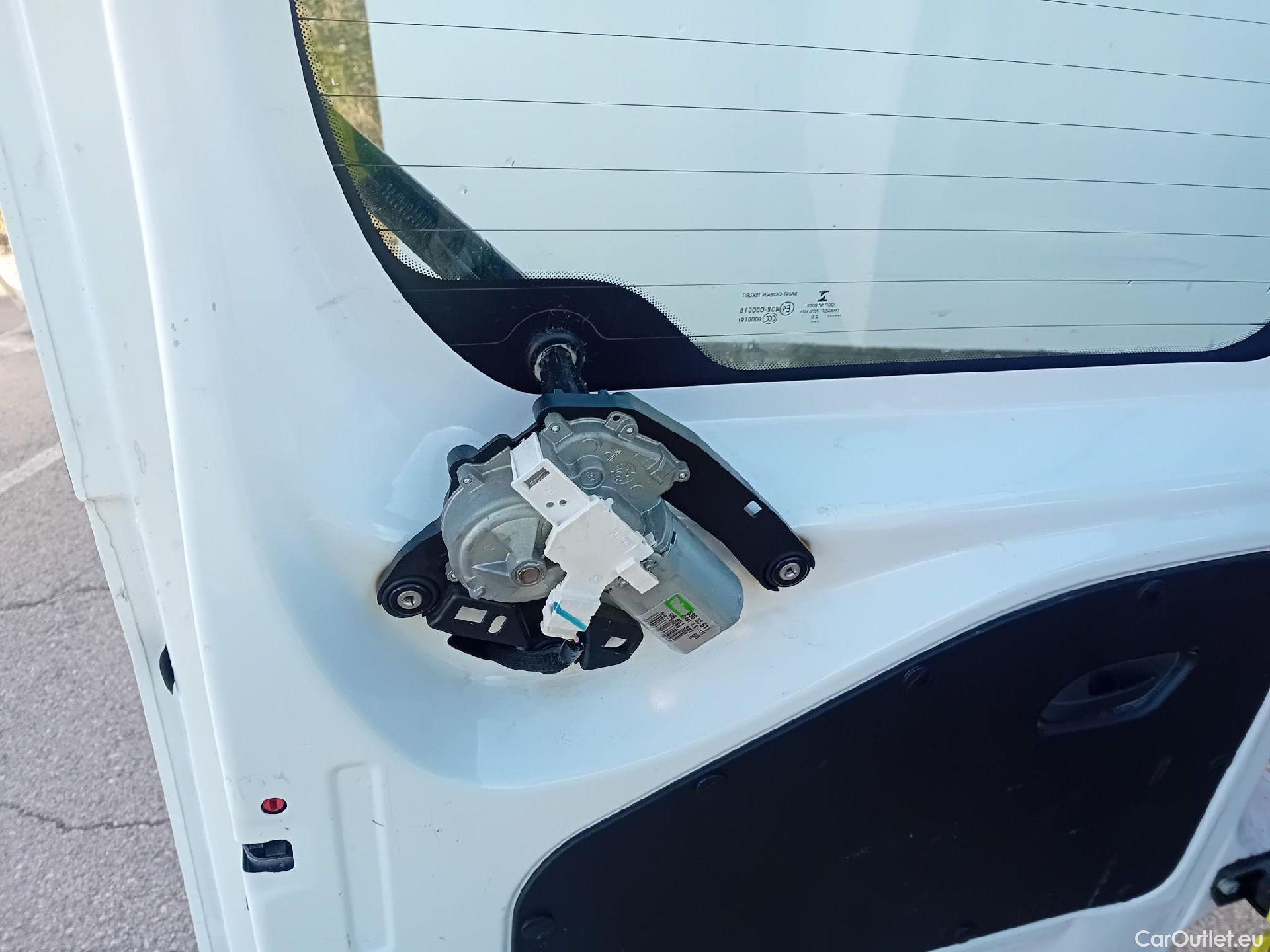  Opel  Combo OPEL  Life / 2018 / 4P / combi 1.5 TD 75kW (100CV) S/S Expression L (combi) (CX) #22