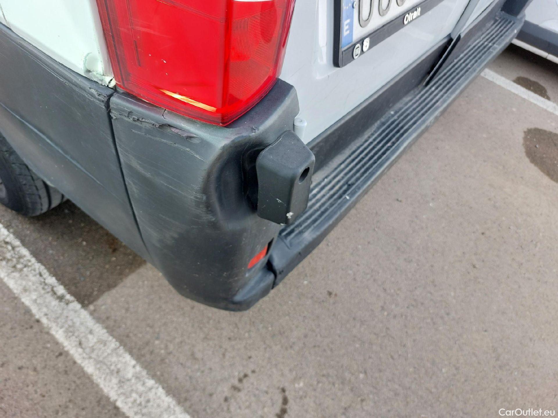  Fiat  Ducato FIAT  / 2014 / 4P / furgón 35 L3 H2 2.3 1 (103 kW) Euro 6d-temp #22