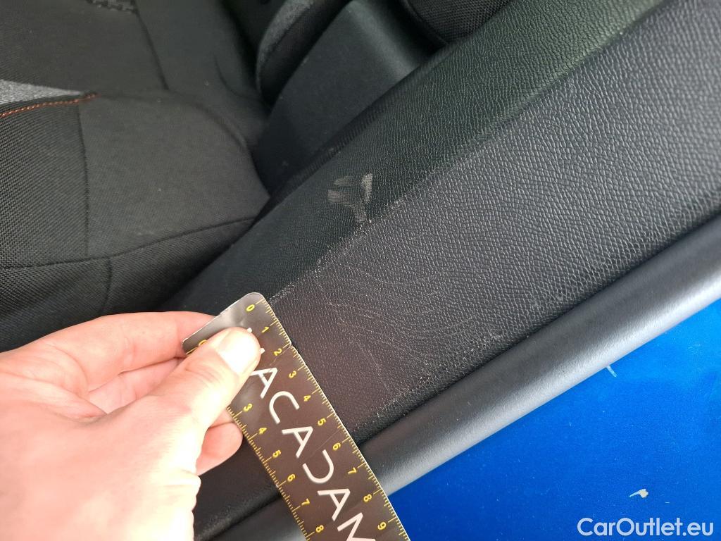  Peugeot  3008  II Active Pack 1.2 PureTech 130CV BVA8 E6d #10