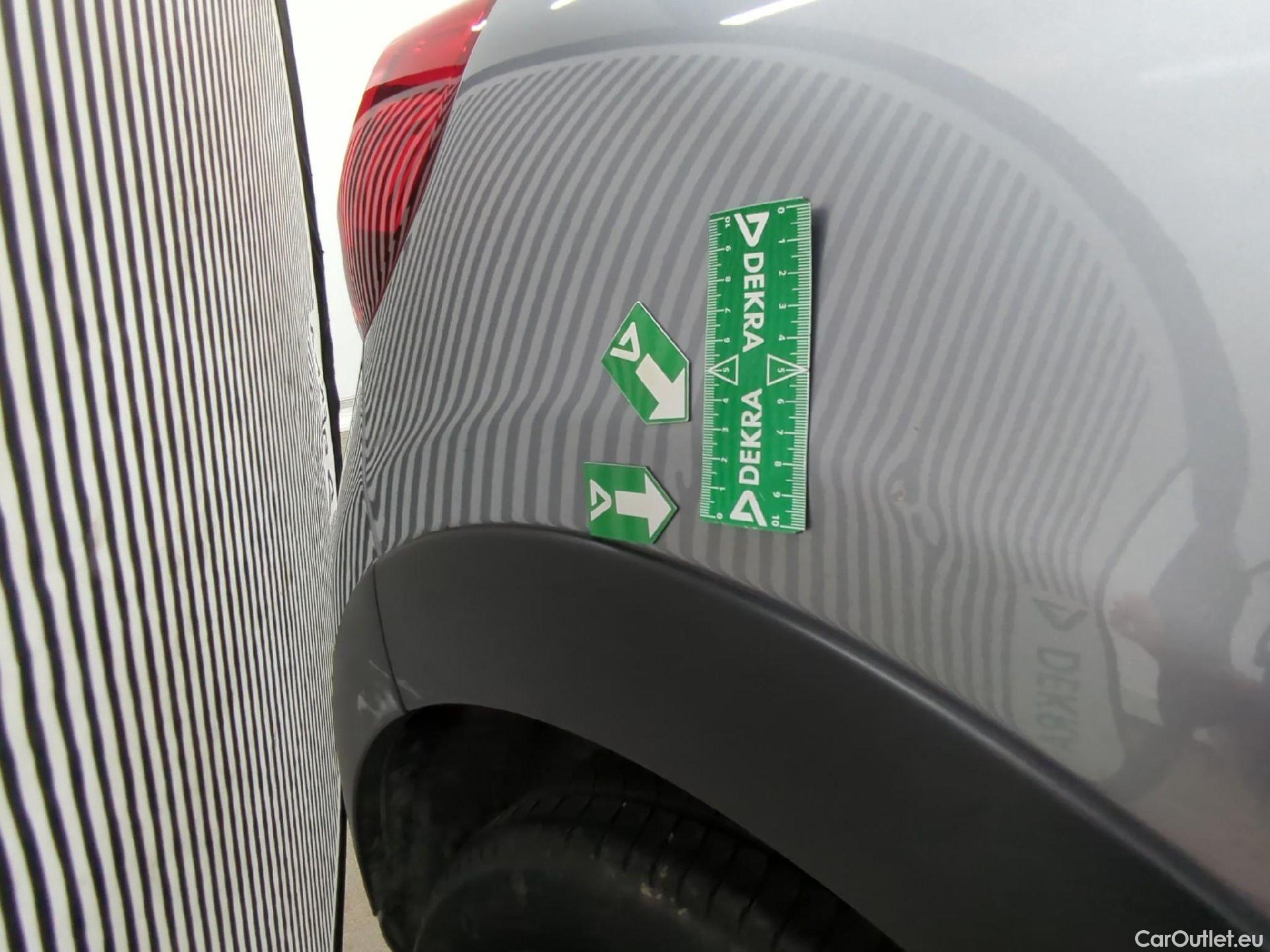  Citroen  C3  Shine Business 1.2 PureTech 80CV BVM5 E6d #11