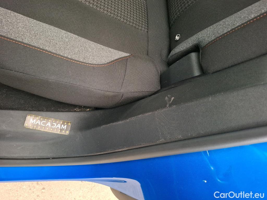  Peugeot  3008  II Active Pack 1.2 PureTech 130CV BVA8 E6d #9