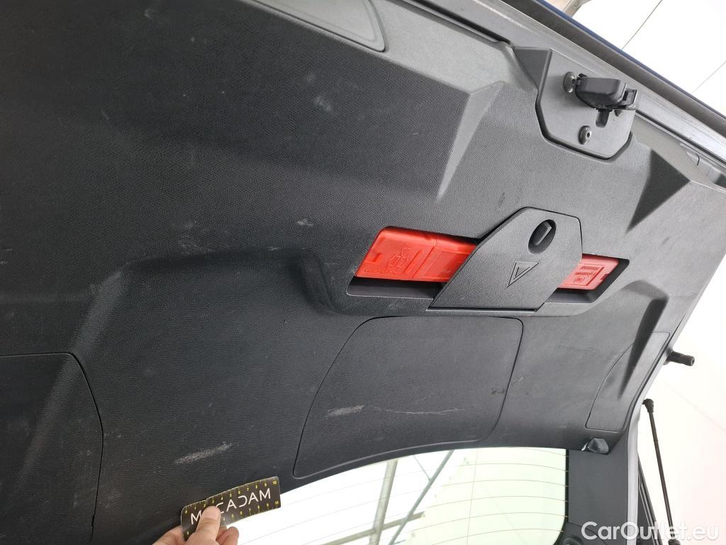  Peugeot  3008  II Active Pack 1.2 PureTech 130CV BVA8 E6d #12