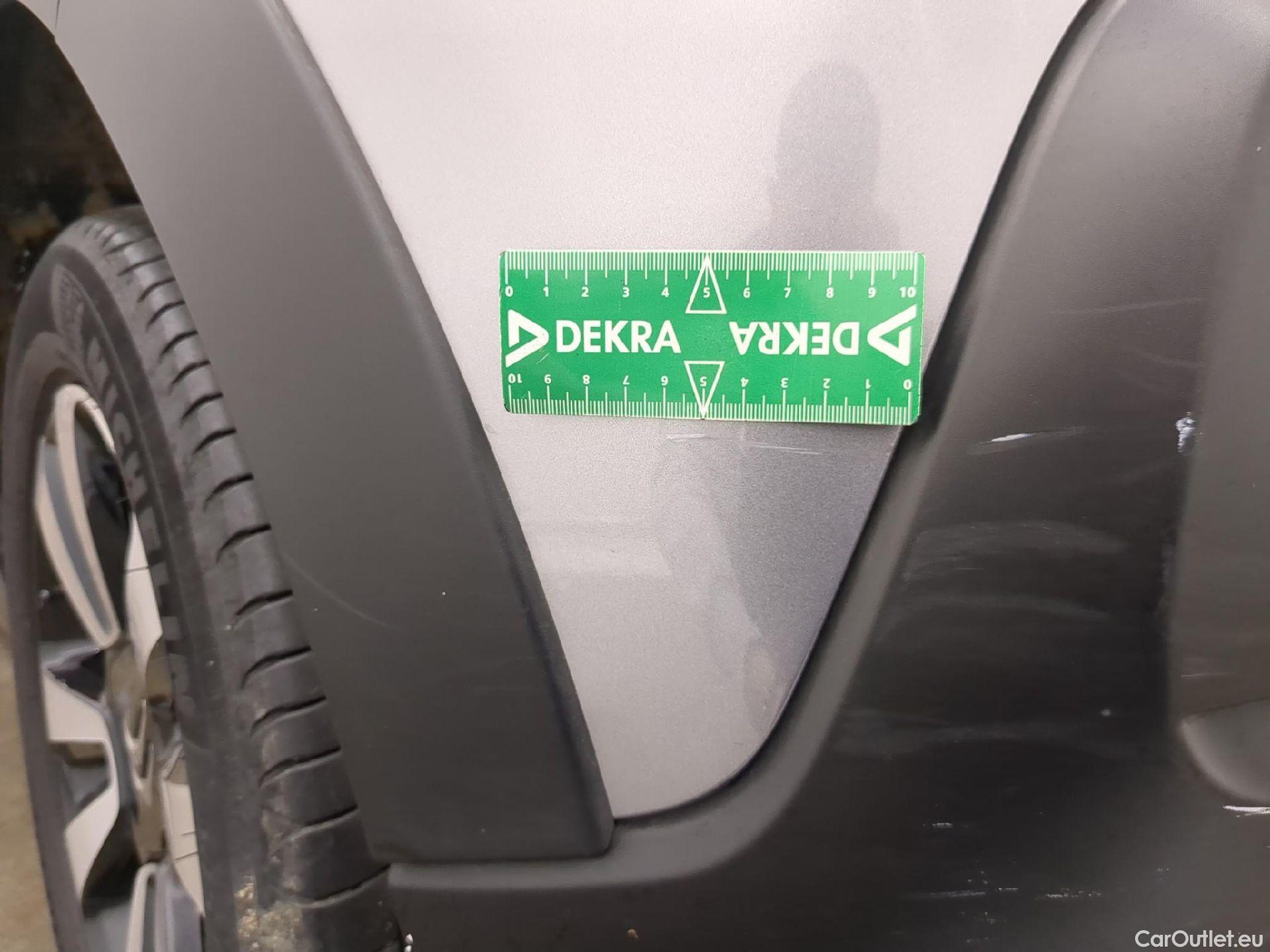  Citroen  C3  Shine Business 1.2 PureTech 80CV BVM5 E6d #42