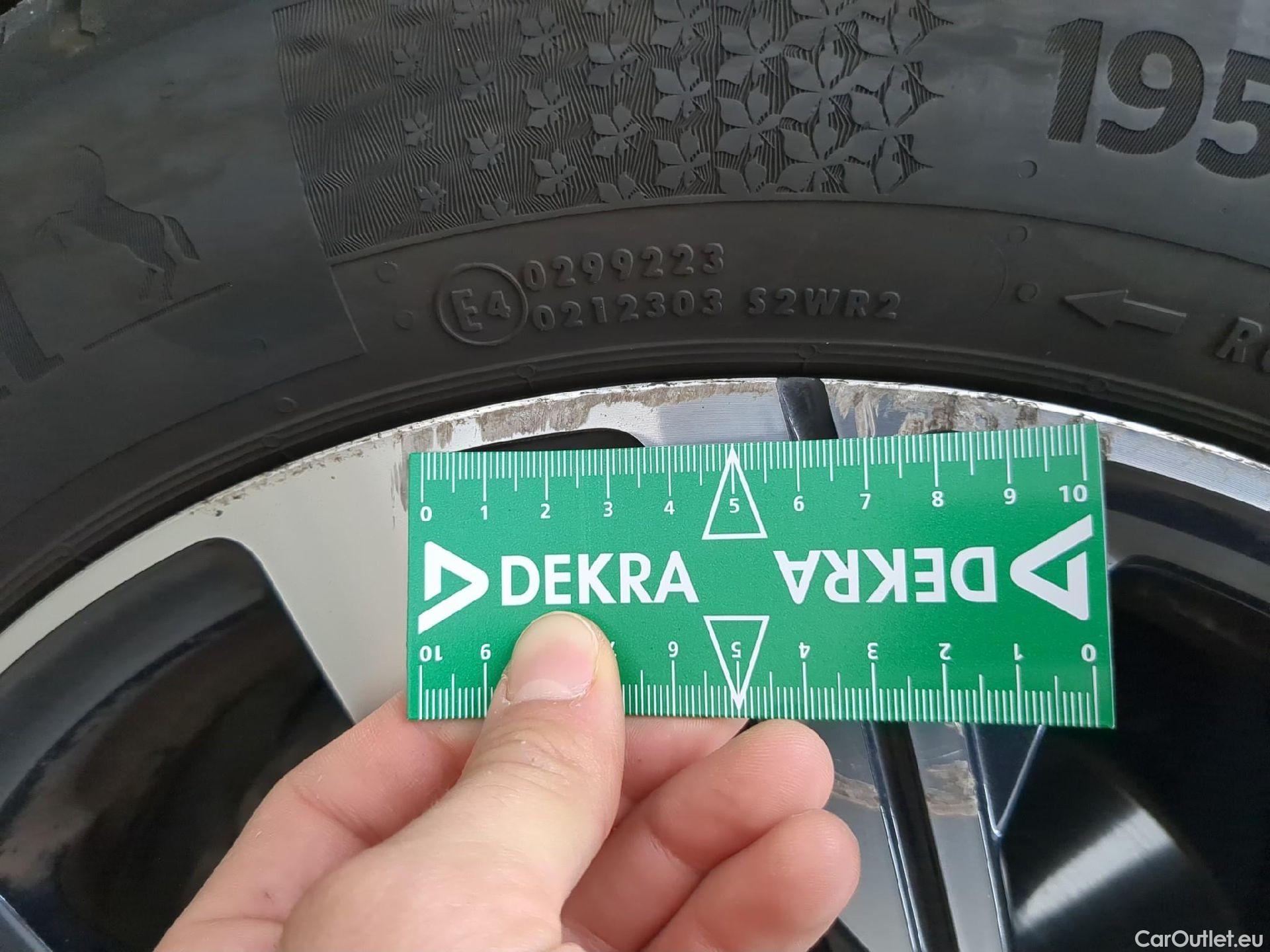  Peugeot  208  Allure Business 1.2 PureTech 100CV BVM6 E6d #9