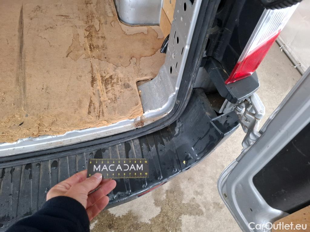  Ford  Transit  Fourgon 310 L3 Trend 2.0 TDCi 105CV BVM6 E6 #17