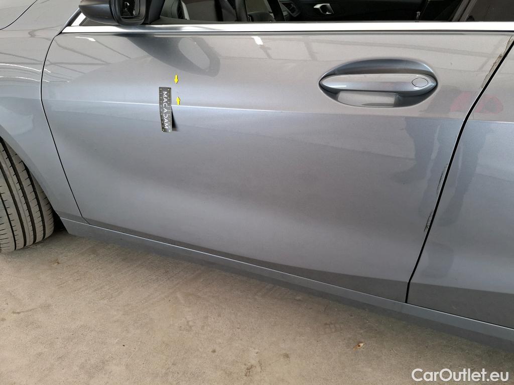  Bmw  Serie 1 BMW Série 1 / 2019 / 5P / Berline 116i DKG7 Business Design #52