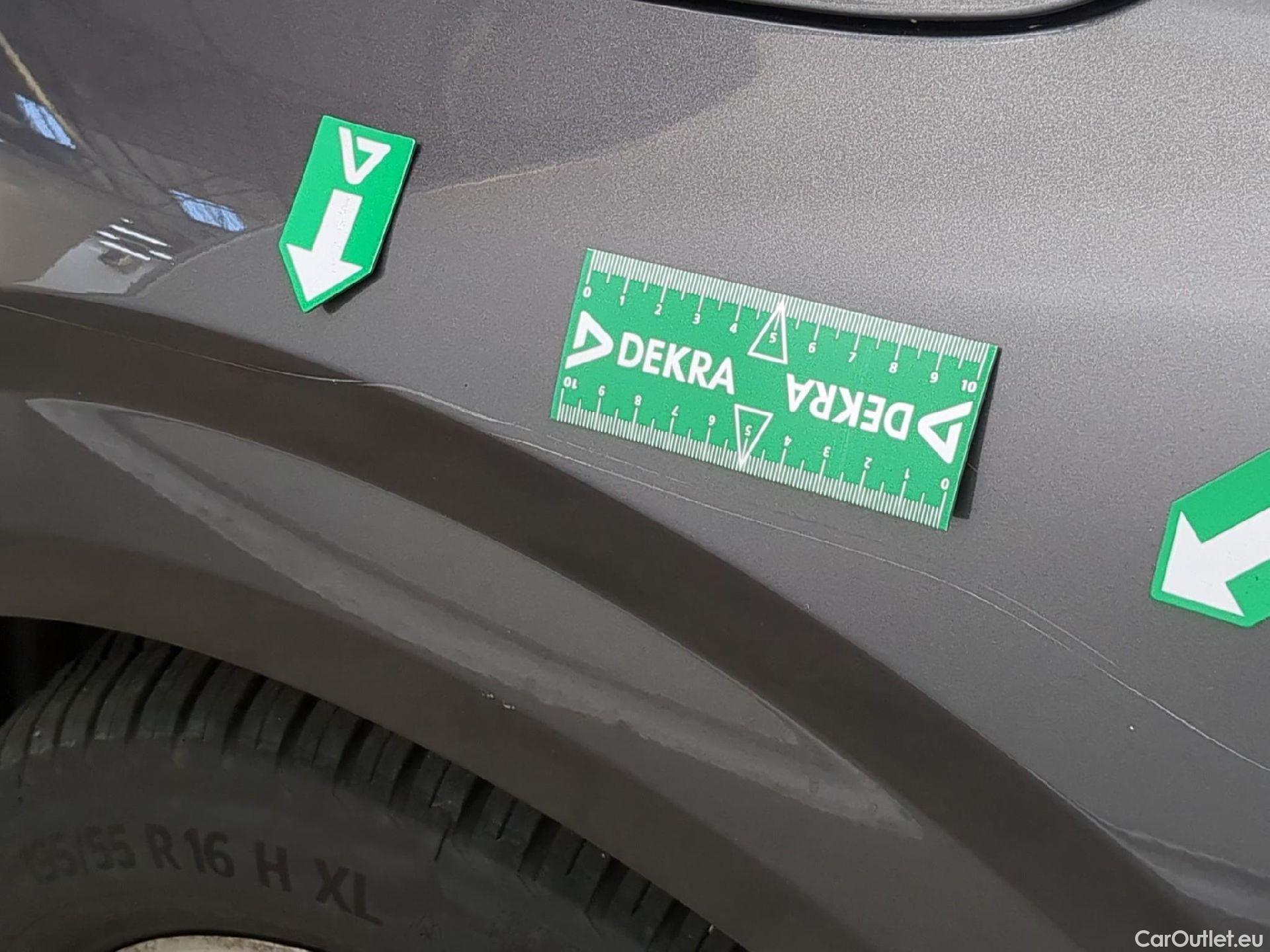  Peugeot  208  Allure Business 1.2 PureTech 100CV BVM6 E6d #22