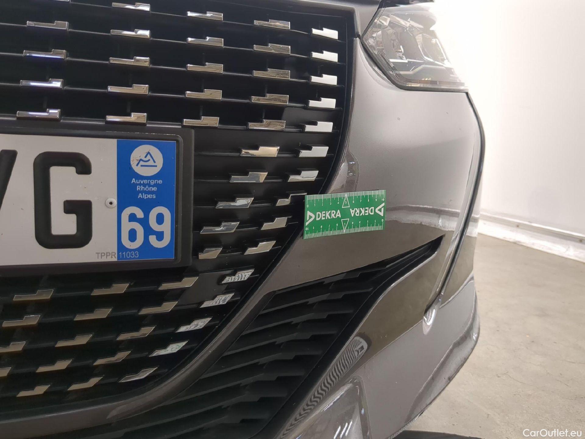  Peugeot  208  Allure Business 1.2 PureTech 100CV BVM6 E6d #18