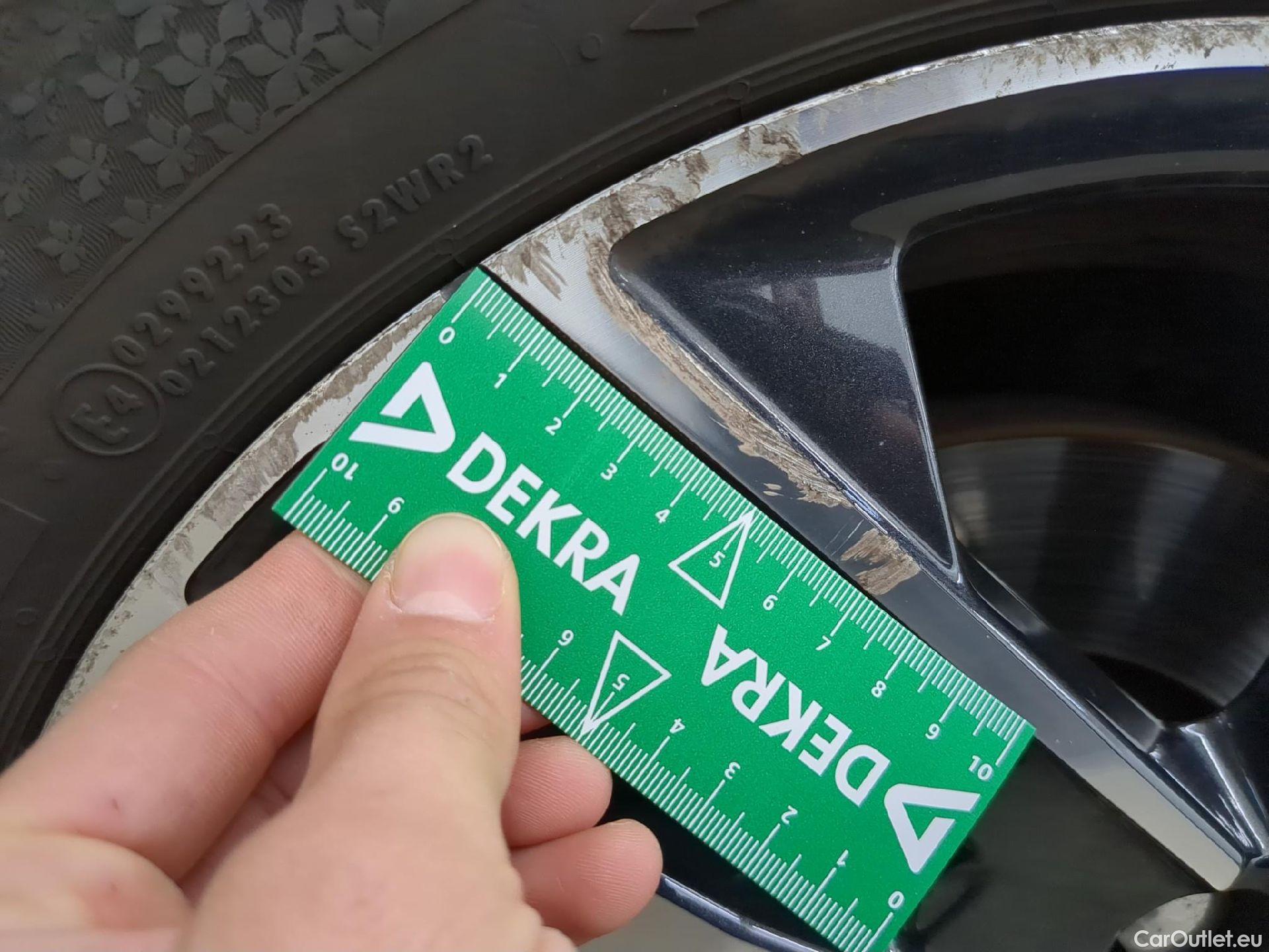  Peugeot  208  Allure Business 1.2 PureTech 100CV BVM6 E6d #5