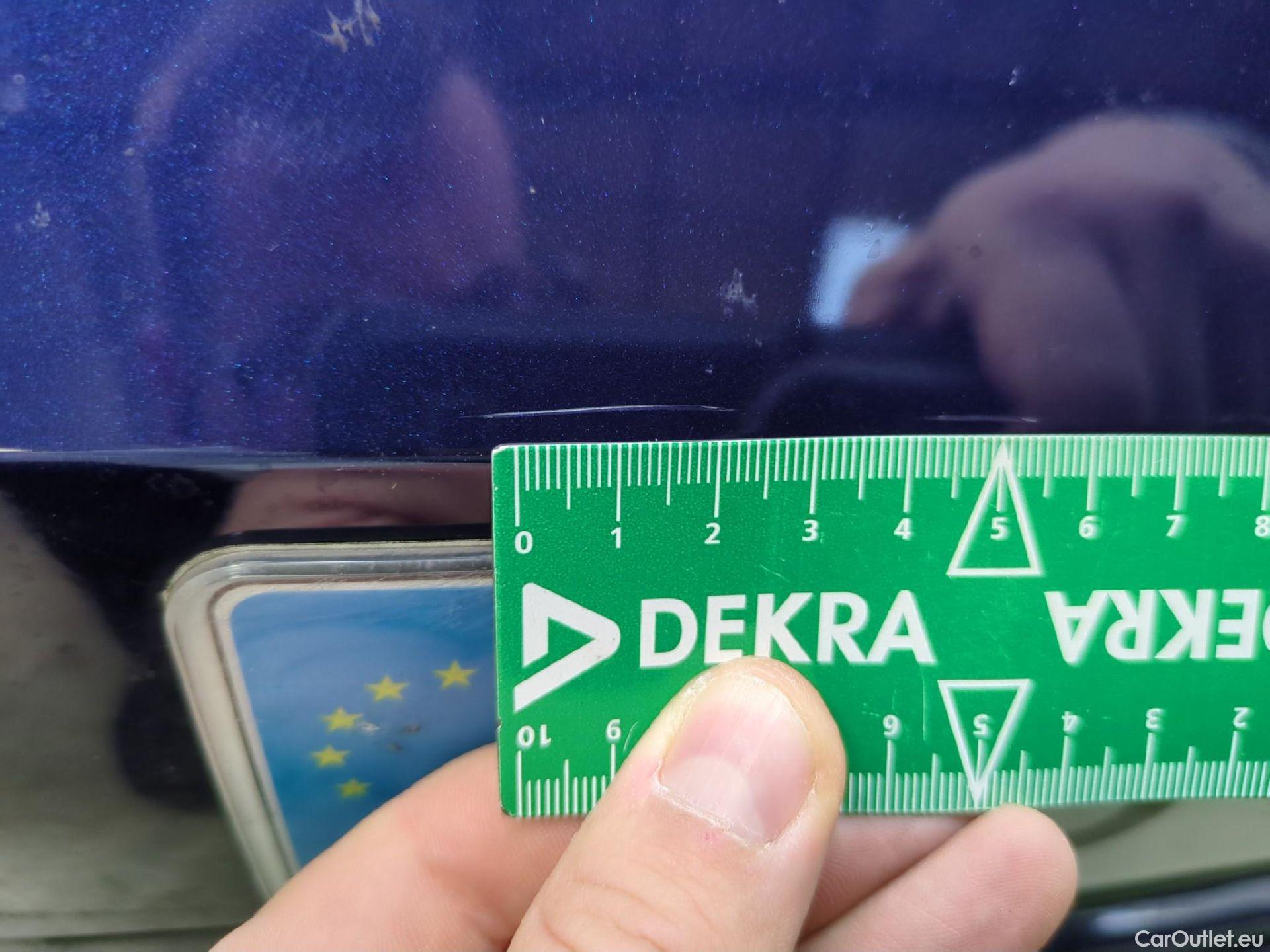  Volkswagen  Golf  VOLKSWAGEN / 2020 / 5P / Berline 1.5 eTSI OPF 150 DSG7 Life Busi 1st #46