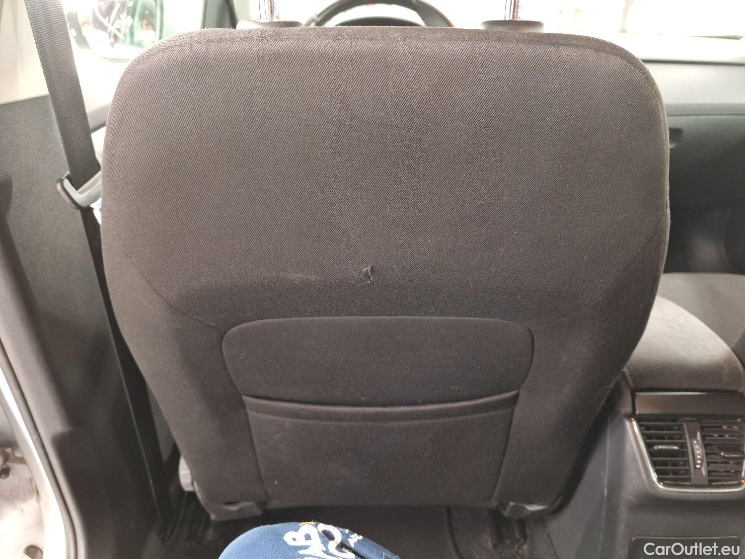  Skoda  Octavia Skoda,  Combi FL'16, Skoda  Combi 1.6 CRTDI GreenTec 85kW Ambiti #62