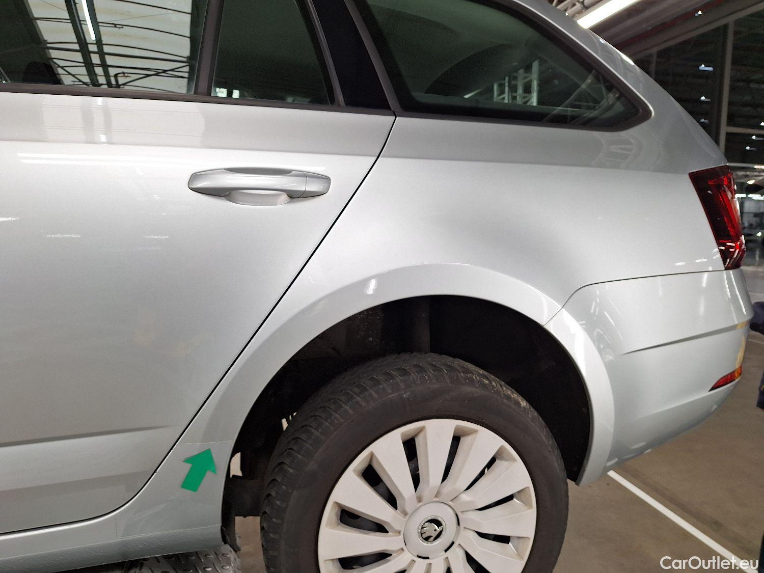  Skoda  Octavia Skoda,  Combi FL'16, Skoda  Combi 1.6 CRTDI GreenTec 85kW Ambiti #26