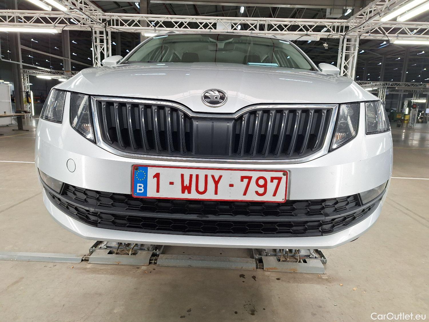  Skoda  Octavia Skoda,  Combi FL'16, Skoda  Combi 1.6 CRTDI GreenTec 85kW Ambiti #36