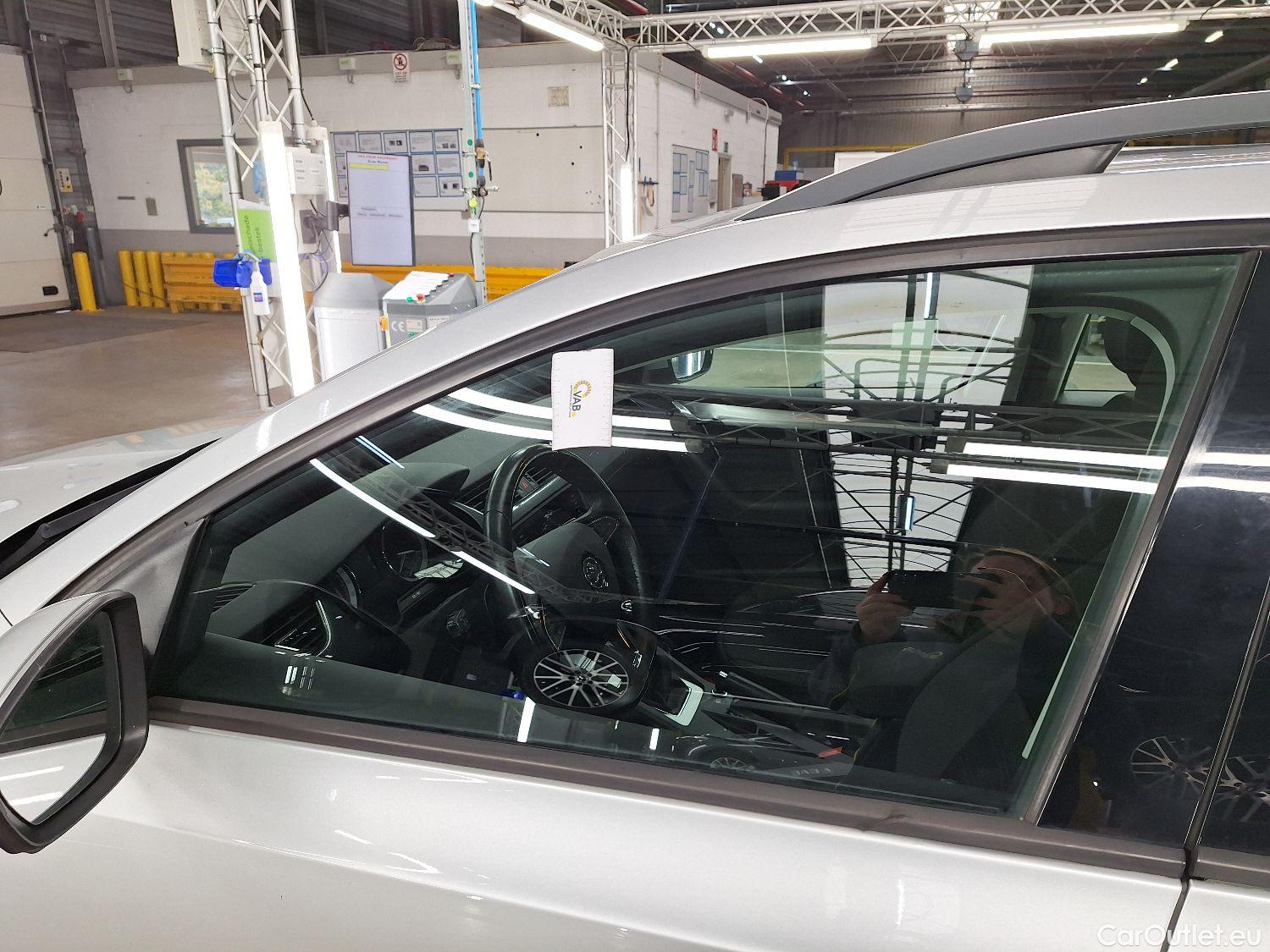  Skoda  Octavia Skoda,  Combi FL'16, Skoda  Combi 1.6 CRTDI GreenTec 85kW Ambiti #64