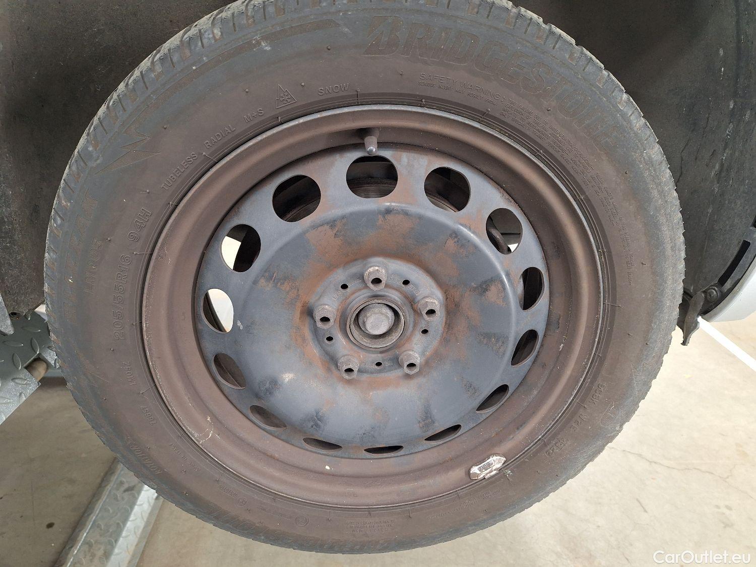  Skoda  Octavia Skoda,  Combi FL'16, Skoda  Combi 1.6 CRTDI GreenTec 85kW Ambiti #35