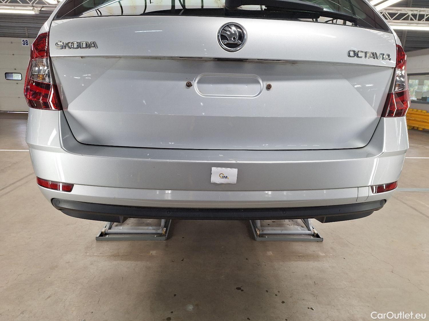  Skoda  Octavia Skoda,  Combi FL'16, Skoda  Combi 1.6 CRTDI GreenTec 85kW Ambiti #16