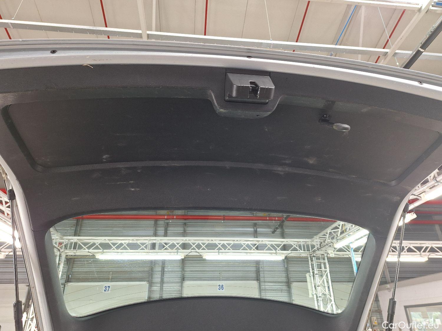  Skoda  Octavia Skoda,  Combi FL'16, Skoda  Combi 1.6 CRTDI GreenTec 85kW Ambiti #49