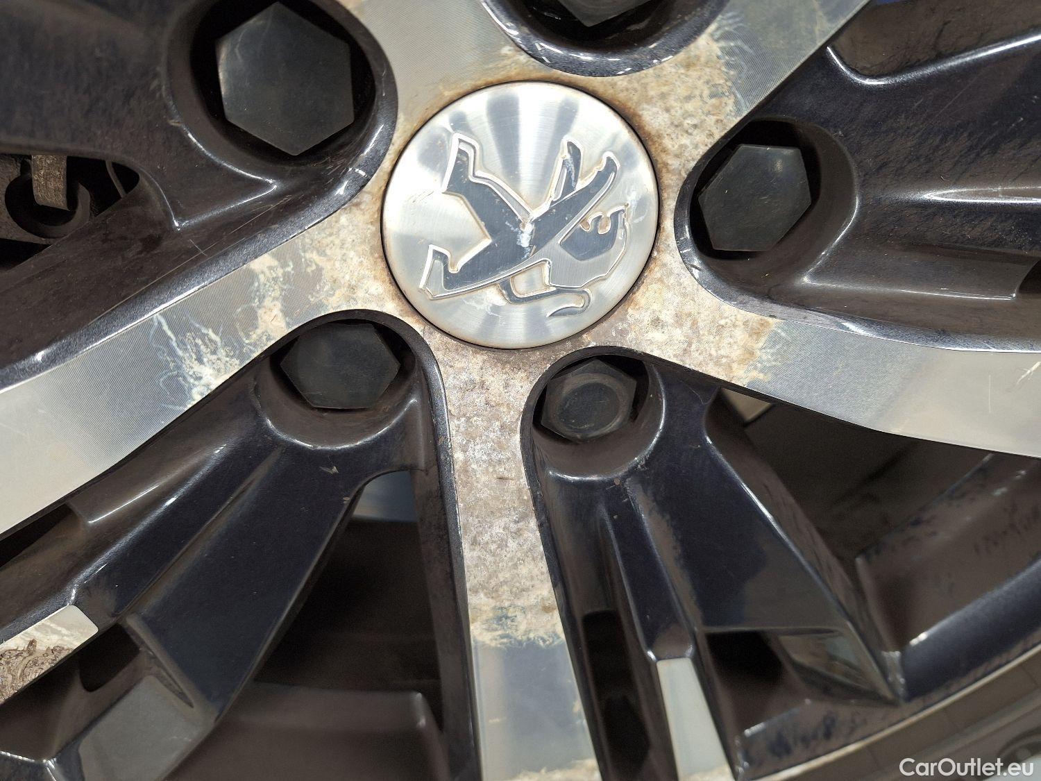  Peugeot  5008 Peugeot,  '16, Peugeot  1.5 BlueHDi 96kW S&S EAT8 GT Line 5d #11