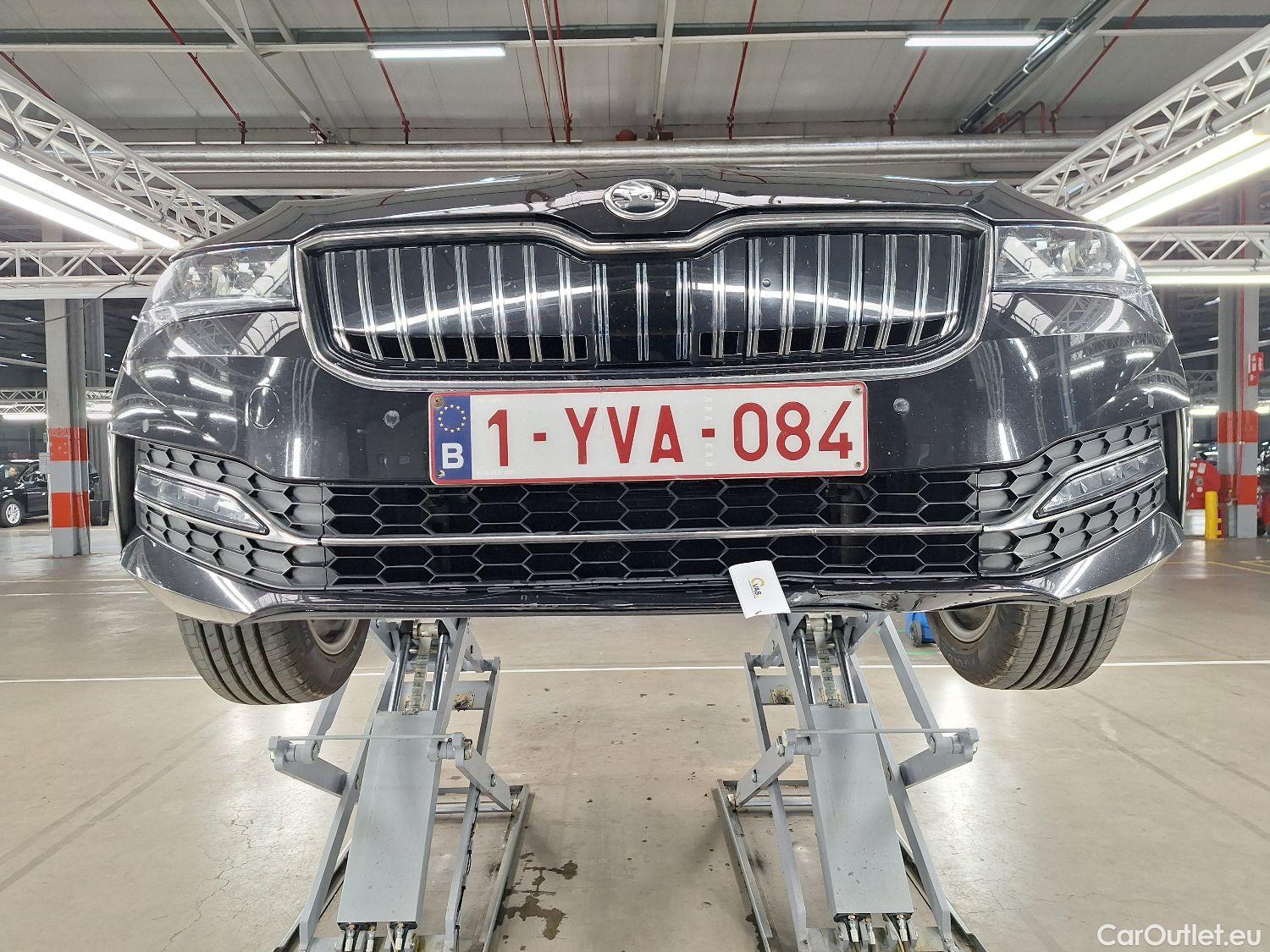  Skoda  Superb Skoda,  Combi FL'19, Skoda  Combi 1.4 TSI iV 160kW DSG6 Ambition  #3