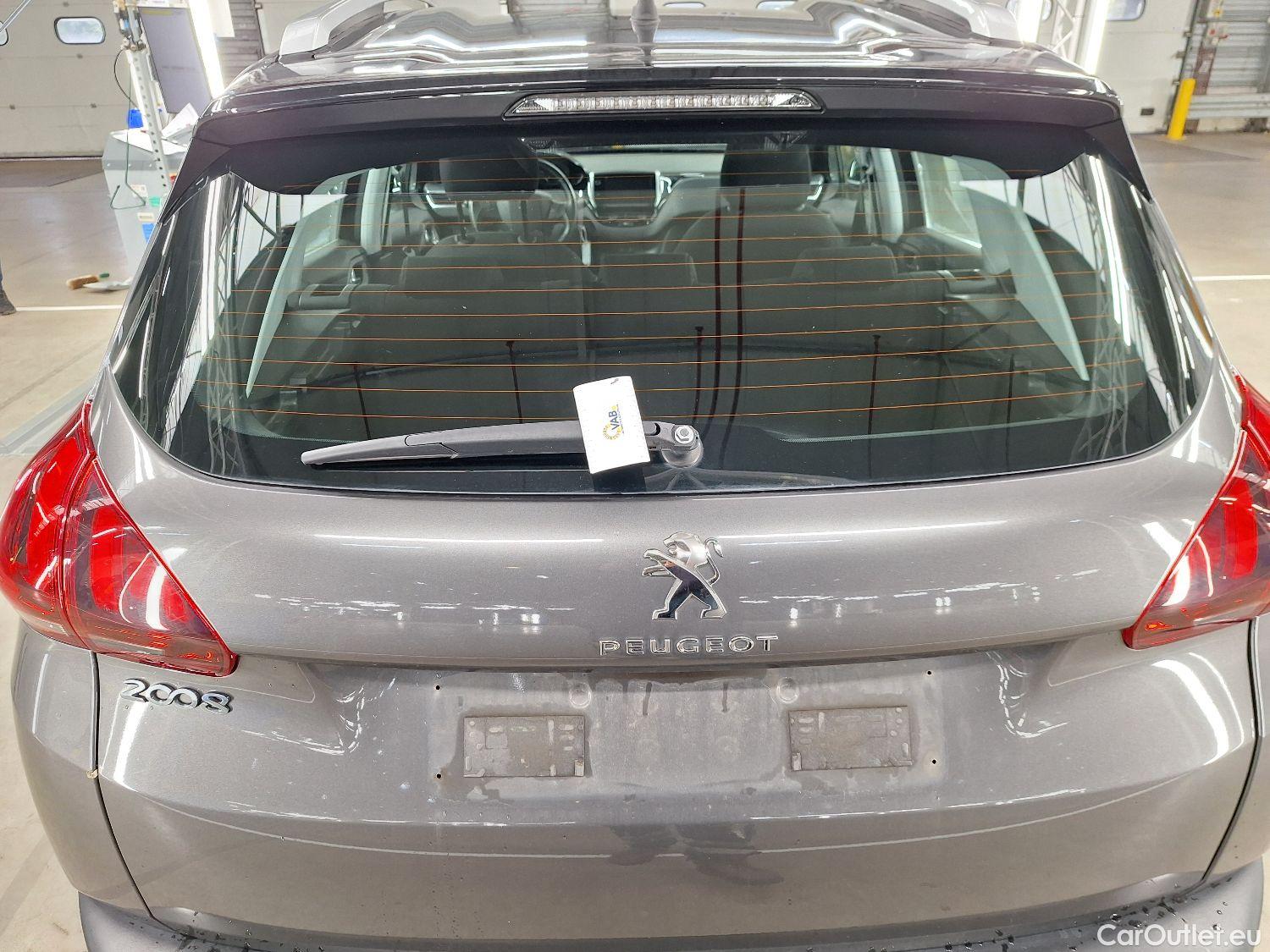  Peugeot  2008 Peugeot,  FL'16, Peugeot  1.2 Puretech 61kW S&S Active 5d #19