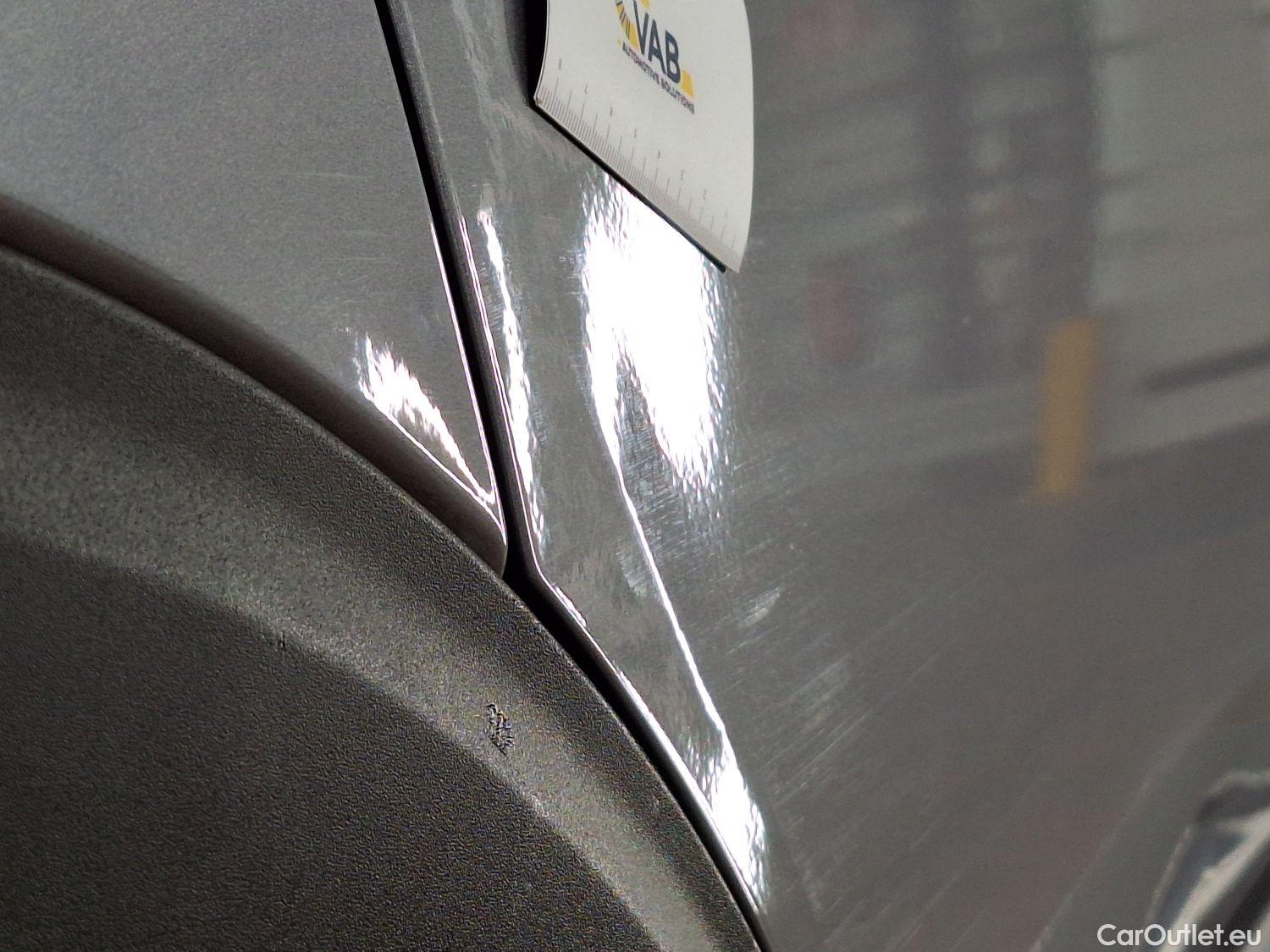  Peugeot  5008 Peugeot,  '16, Peugeot  1.5 BlueHDi 96kW S&S EAT8 GT Line 5d #13