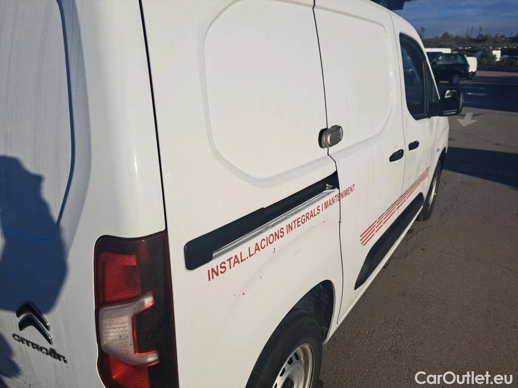  Citroen  Berlingo CITROEN  / 2023 / 4P / furgón derivado de turismo Talla M BlueHDi 100 #5
