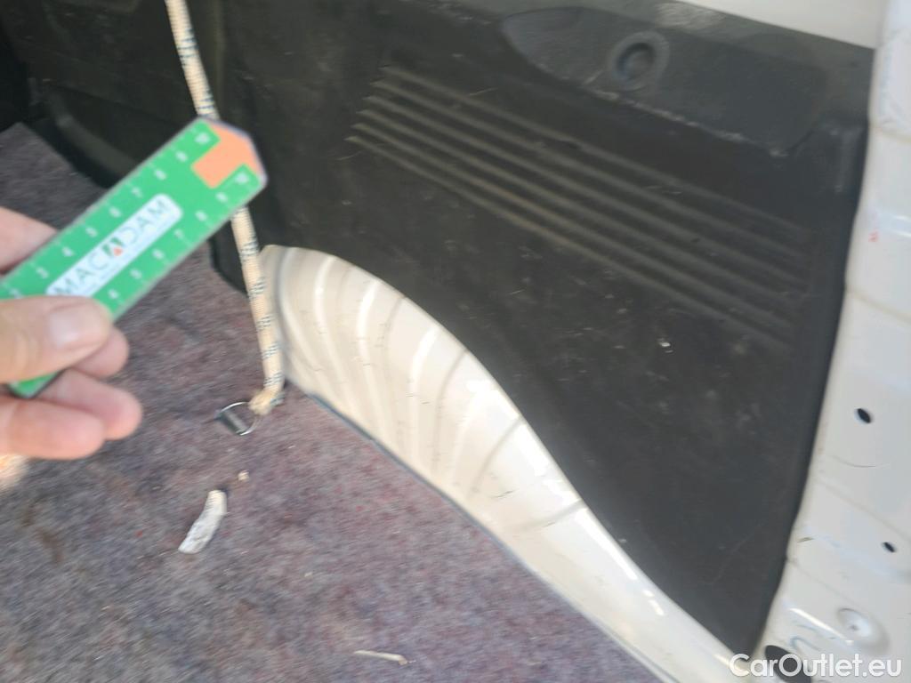  Citroen  Berlingo CITROEN  / 2023 / 4P / furgón derivado de turismo Talla M BlueHDi 100 #14