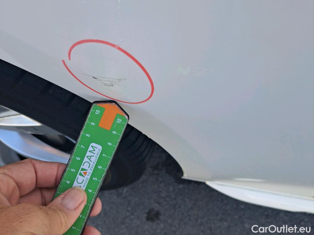  Audi  A4 AUDI  / 2019 / 4P / sedán S line 40 TDI 150kW quattro S tronic #9