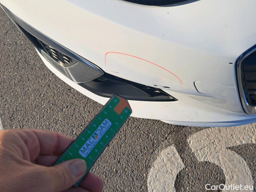  Audi  A4 AUDI  / 2019 / 4P / sedán S line 40 TDI 150kW quattro S tronic #13