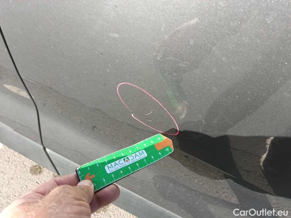  DS  DS7 DS DS 7 Crossback / 2017 / 5P / todoterreno BlueHDi DE 96kW (130CV) Auto. CHIC (AC) #8