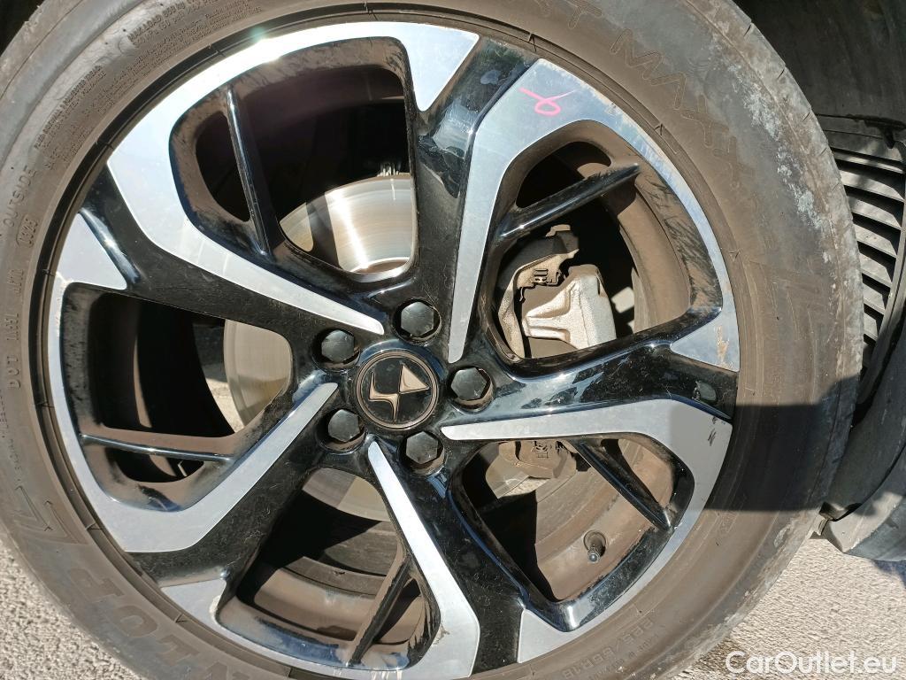  DS  DS7 DS DS 7 Crossback / 2017 / 5P / todoterreno BlueHDi DE 96kW (130CV) Auto. CHIC (AC) #4