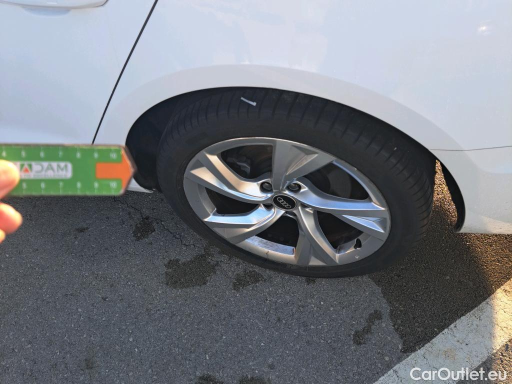  Audi  A4 AUDI  / 2019 / 4P / sedán S line 40 TDI 150kW quattro S tronic #4