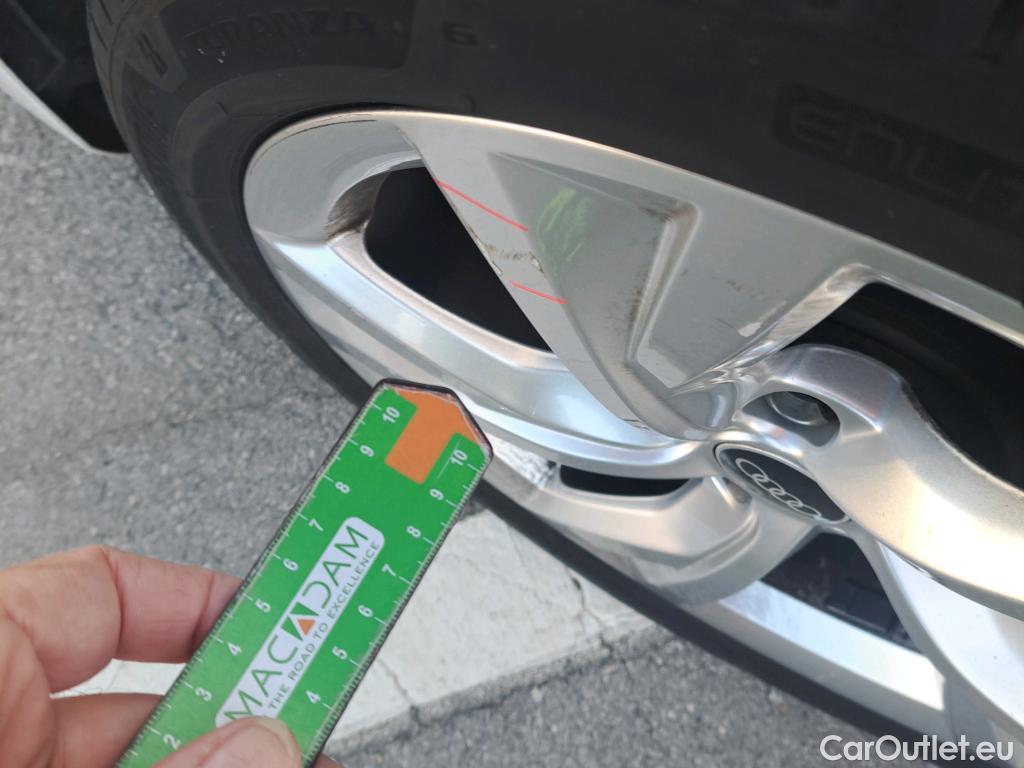  Audi  A4 AUDI  / 2019 / 4P / sedán S line 40 TDI 150kW quattro S tronic #7