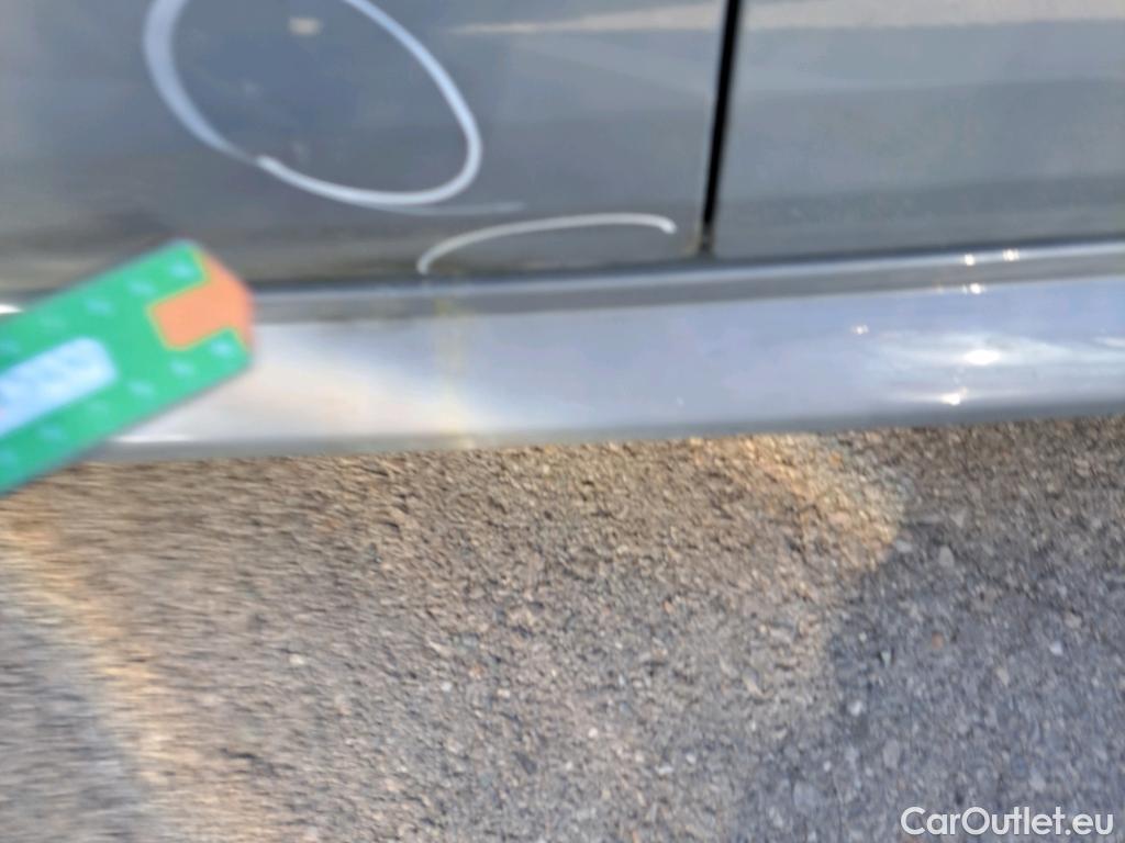  Toyota  Corolla TOYOTA  / 2019 / 5P / familiar 1.8 125H ACTIVE TECH E-CVT TOU SPORT #10